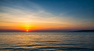 時間を価値に変える。東京で健康成人入院治験に「継続参加」するための全戦略 - イメージイラスト